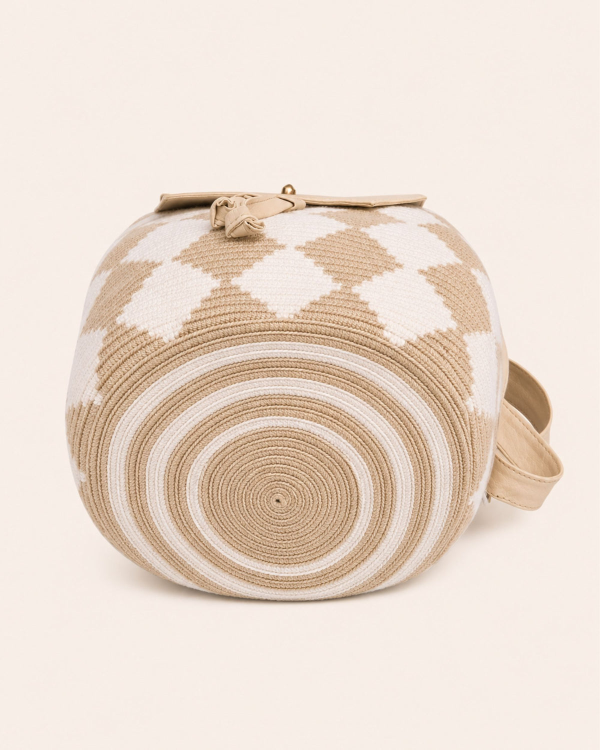 Handmade Wayuu crochet craftsmanship in La Guajira, Colombia