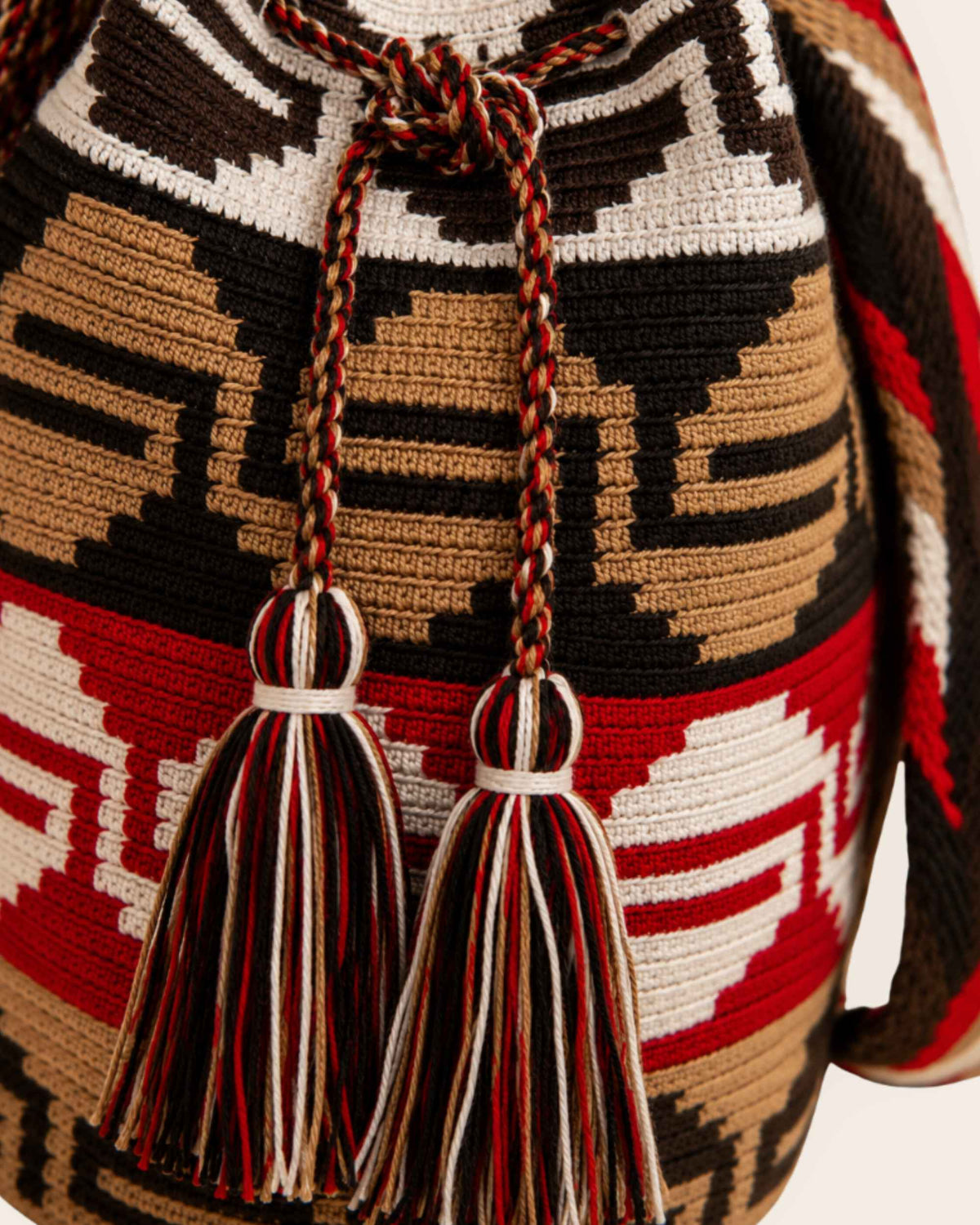 Red, Camel & Black Maze Pattern Wayuu Crochet Classic Mochila