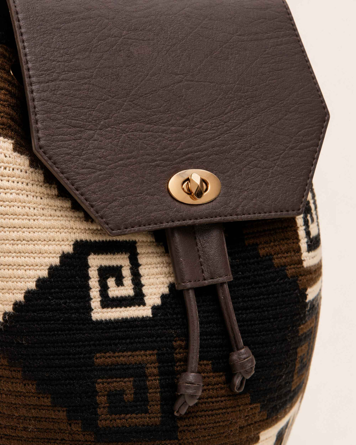 Interior of Maresa Sierra Wayuu Crochet Flap Backpack 